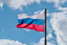 Тысячный заявитель на РВП выбрал Санкт-Петербург - успехи МВД России Государственный флаг России