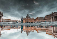 vatikan gotovitsya k vyboram novogo papy  yurij pogodin raskryl detali konklava-dmvv-ru-174523242300-0