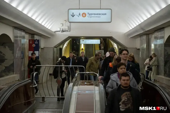 На шести станциях московского метро отремонтируют путевые стены | Источник: Дмитрий Толстошеев / MSK1.RU