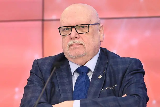 Александр Михайлов