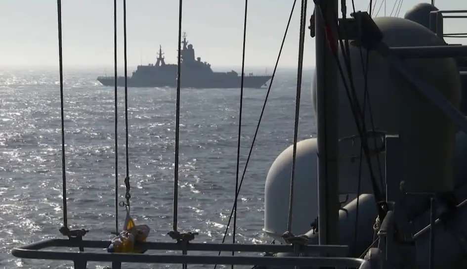 Балтийский и Северный флоты проводят совместные учения с участием 20 кораблей-0