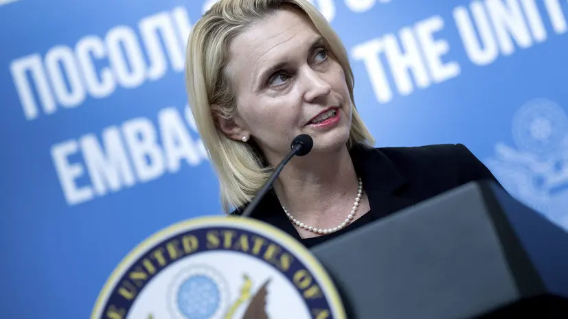 Бринк призвала США усилить давление на Россию для решения украинского конфликта