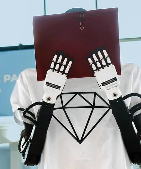 Проблемы влияния ИИ на рабочие места беспокоят российские профсоюзы меньше, чем разрастающийся цифровой учет работы живых людей