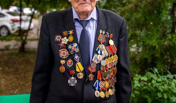 Собянин выделил матпомощь ветеранам к годовщине Битвы под Москвой