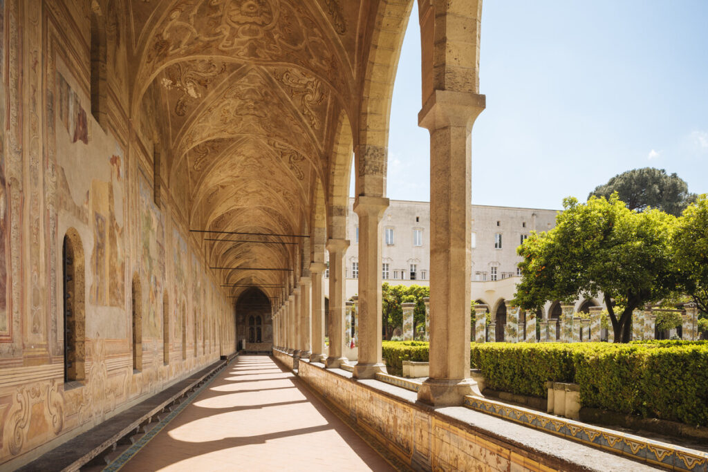 Старинный университет