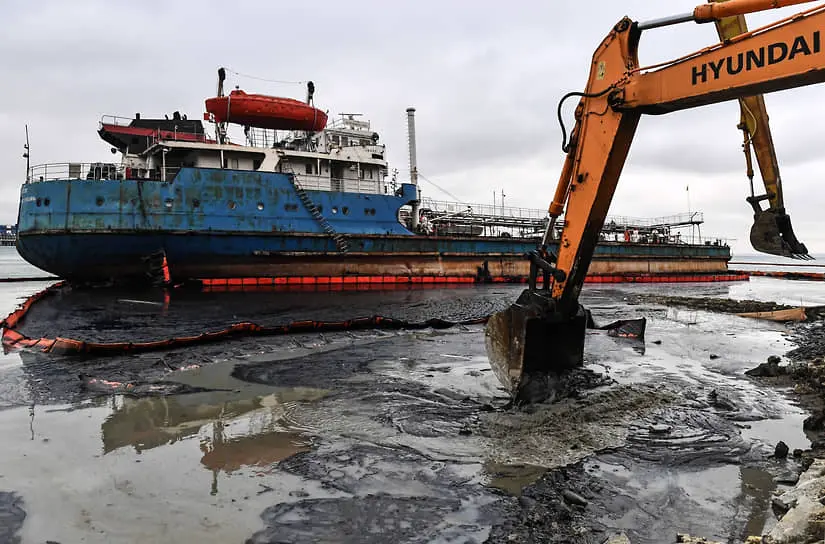 Ликвидация последствий выброса нефтепродуктов на побережье Черного моря, 13 января