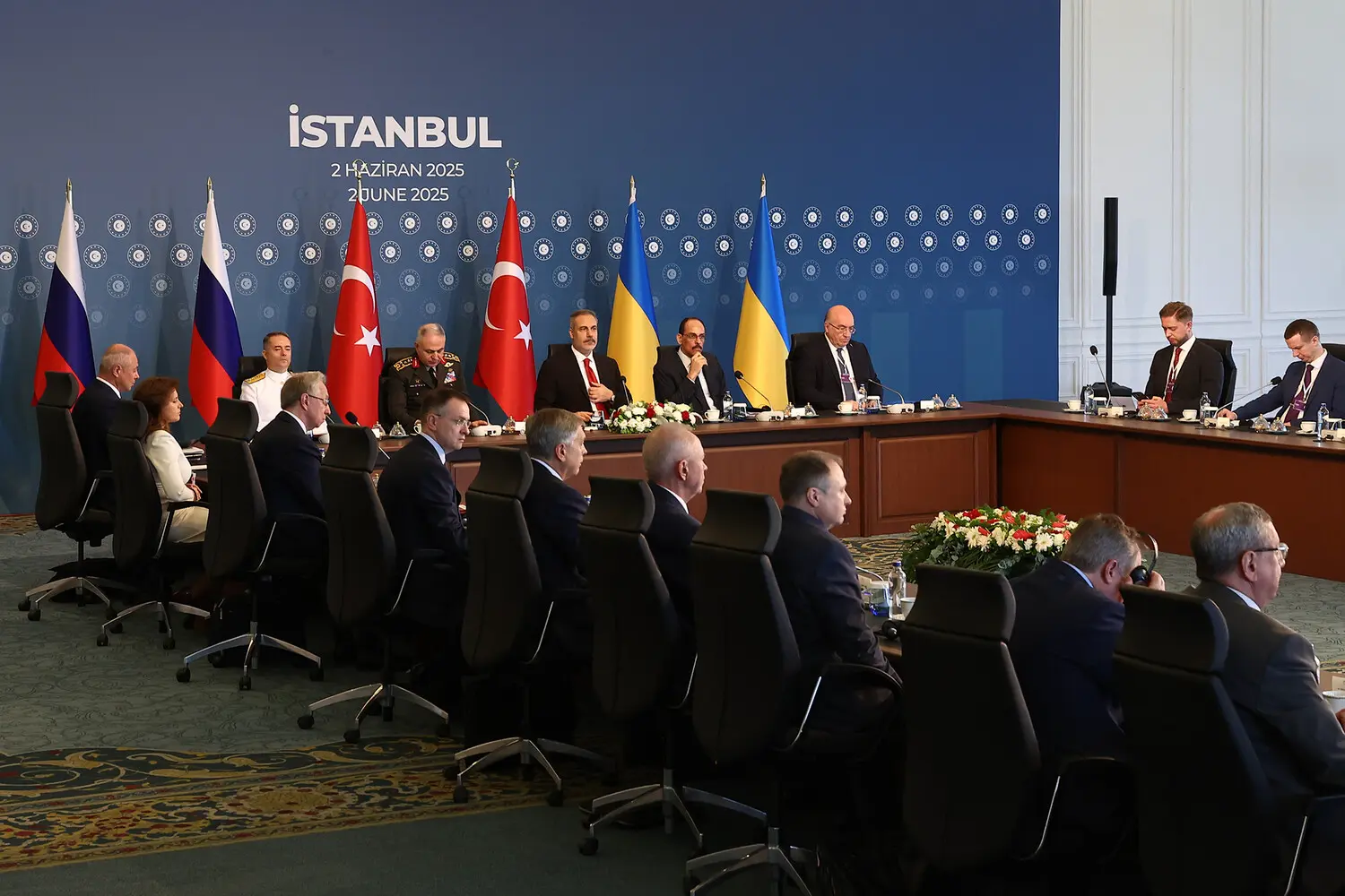 Путин рассказал Трампу о скрытых деталях встречи в Стамбуле о ситуации в Украине и США-0