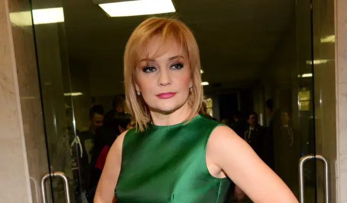 Девочку и мальчика: 54-летняя Буланова готовится к рождению двоих детей