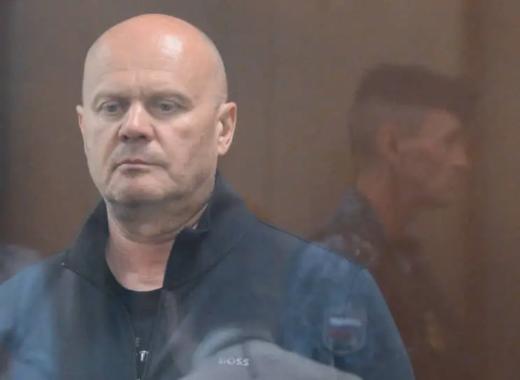 Решение о своем аресте мэр Красноярска Владислав Логинов встретил спокойно