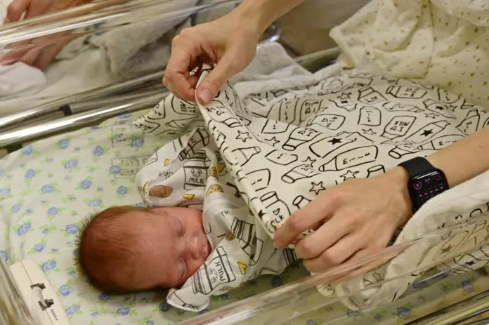 В Свердловской области в 2025 году родились более 17 тысяч малышей благодаря нацпроектам-0