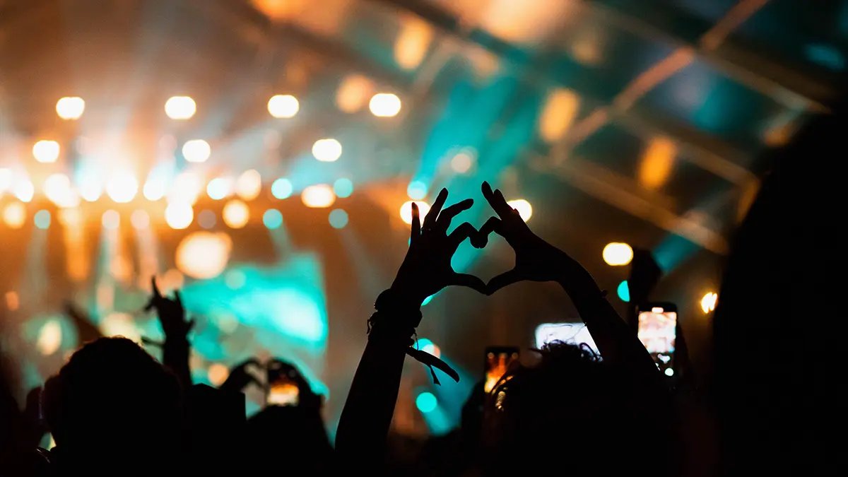 Mash: Легендарный французский DJ Snake приедет в Россию с эксклюзивным сетом