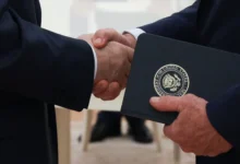 Крутаков, Путин и Трамп проводят сенсационные манёвры для изменения стратегий США и России krutakov putin i tramp provodyat sensaczionnye manyovry dlya izmeneniya strategij ssha i rossii-dmvv-ru-0