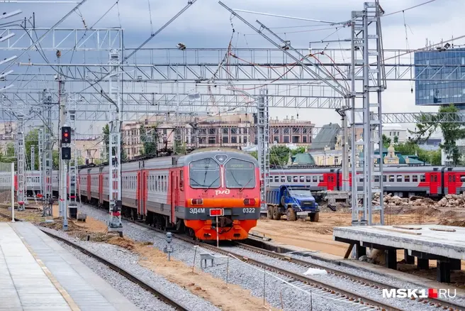 На самом загруженном направлении электричек произошел сбой из-за зацепера — что происходит в Мытищах и Королеве | Источник: Дмитрий Толстошеев / MSK1.RU