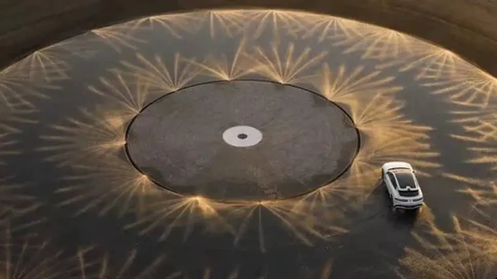 В Чжэнчжоу открылся автопарк BYD, отвечающий на вызовы Ferrari World-0