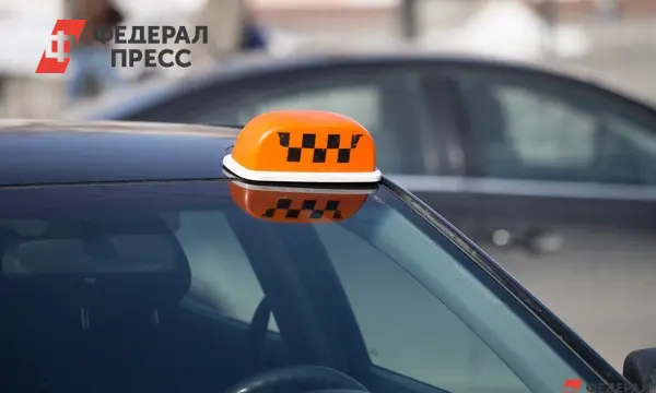 ФГИС и миграционная служба Приморья выводят нелегальные такси из тени-0