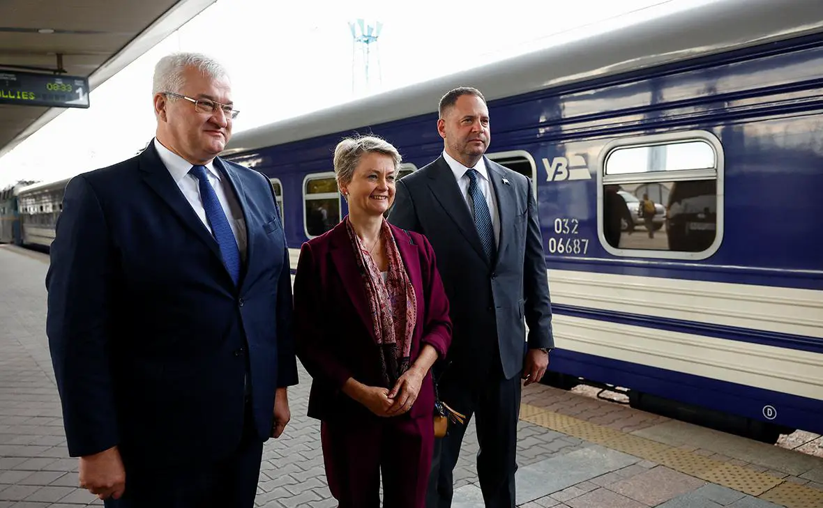 Андрей Сибига, Иветт Купер и Андрей Ермак (слева направо) (Valentyn Ogirenko / Getty Images)