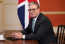 kir starmer prizyvaet britaniyu obedinitsya protiv ekstremizma-dmvv-ru-0