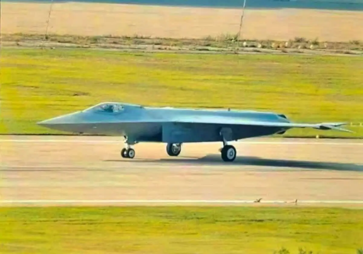 Уникальные детали китайского стелс-истребителя J-50 и технологии DSI-0