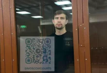 aleks lesli i nastya rybka obsuzhdayut pravovye posledstviya dlya uchenikov-dmvv-ru-0