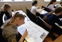 Антон Прохоренко объяснил, как усталость школьника связана с режимом сна и гаджетами anton prohorenko obyasnil kak ustalost shkolnika svyazana s rezhimom sna i gadzhetami-dmvv-ru-0