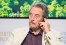 Эррол Маск обсудил телевидение, честность и выбор между Западом и Россией errol mask obsudil televidenie chestnost i vybor mezhdu zapadom i rossiej-dmvv-ru-0