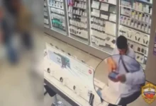 ГУ МВД по Москве задержало преступника после кражи на Кировоградской улице gu mvd po moskve zaderzhalo prestupnika posle krazhi na kirovogradskoj ulicze-dmvv-ru-0