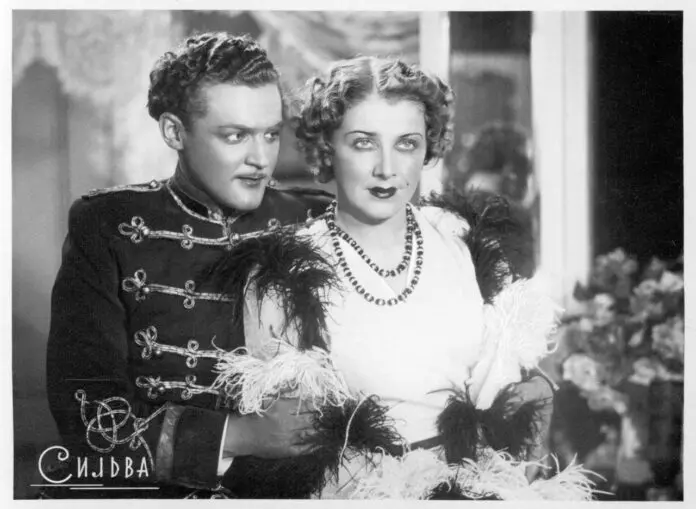 История кинематографа Свердловска включает Всесоюзное фильмохранилище и киностудию-0