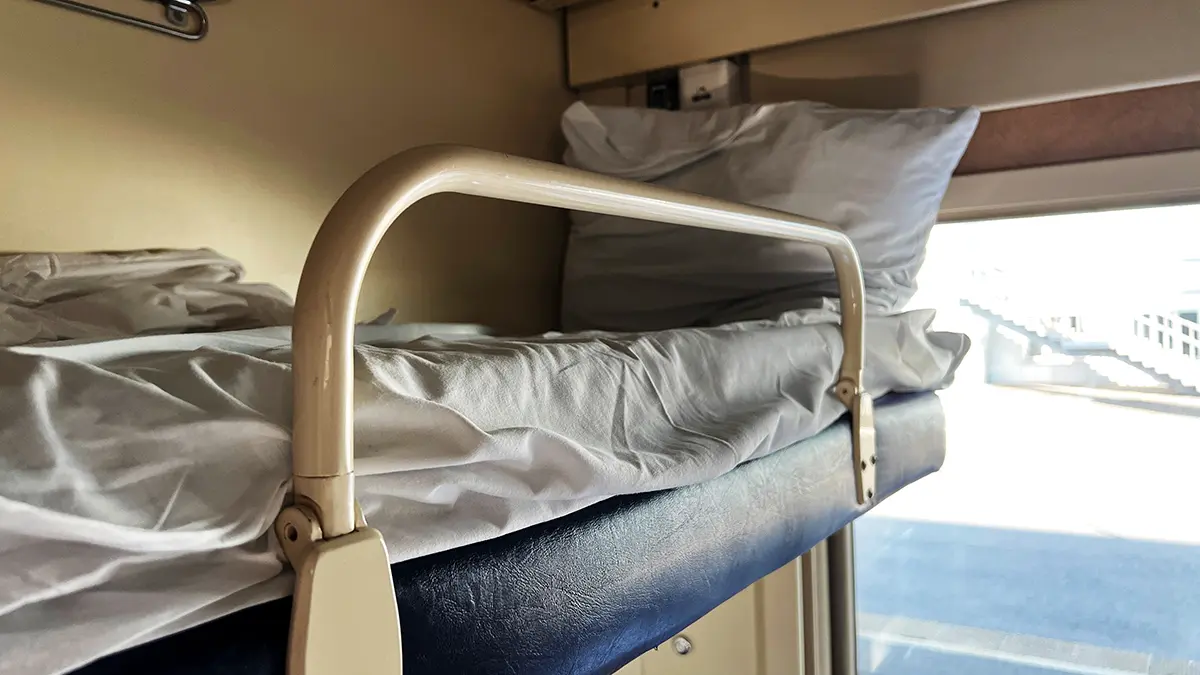 Суд в Москве вынес приговор членам банды, похищавшим постельное белье из поездов