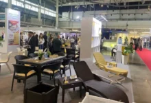 sergej perestoronin otkryl v ekaterinburgekspo vystavku mebelderevoobrabotka ural k stoletiyu progressa-dmvv-ru-0