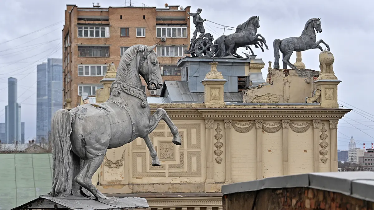 Собянин: Реконструкция Московского ипподрома завершится через год
