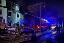 СКР по Новосибирской области расследует пожар в многоквартирном доме Новосибирска skr po novosibirskoj oblasti rassleduet pozhar v mnogokvartirnom dome novosibirska-dmvv-ru-0