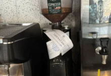 В Екатеринбурге кафе Поль Бейкери временно закрыто по решению ГУФССП России v ekaterinburge kafe pol bejkeri vremenno zakryto po resheniyu gufssp rossii-dmvv-ru-0