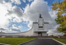 Выставка ко Дню отца в Музее Победы расскажет о героях войны и Кокорине vystavka ko dnyu otcza v muzee pobedy rasskazhet o geroyah vojny i kokorine-dmvv-ru-0