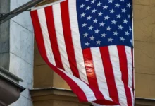 Бруну Каролин Феррейра открывает новые горизонты в иммиграционной истории с Каролин Левитт brunu karolin ferrejra otkryvaet novye gorizonty v immigraczionnoj istorii s karolin levitt-dmvv-ru-0