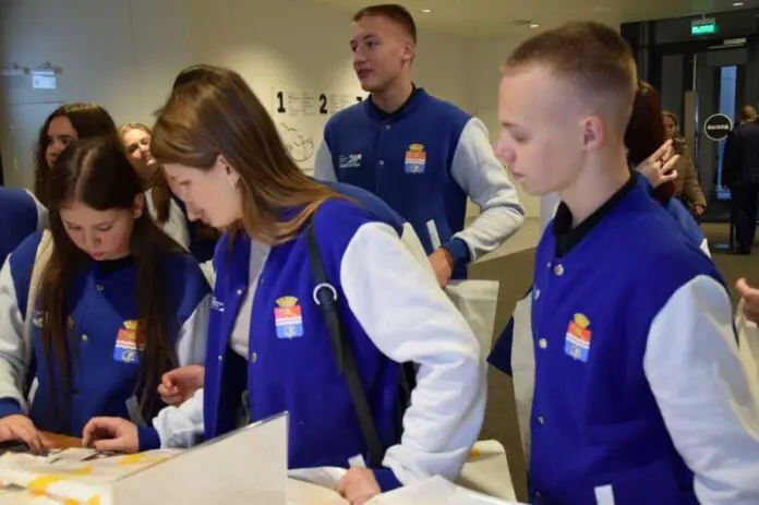 Екатеринбург встречает форум «Урал — национальная география» с Козловым и Паслером-0