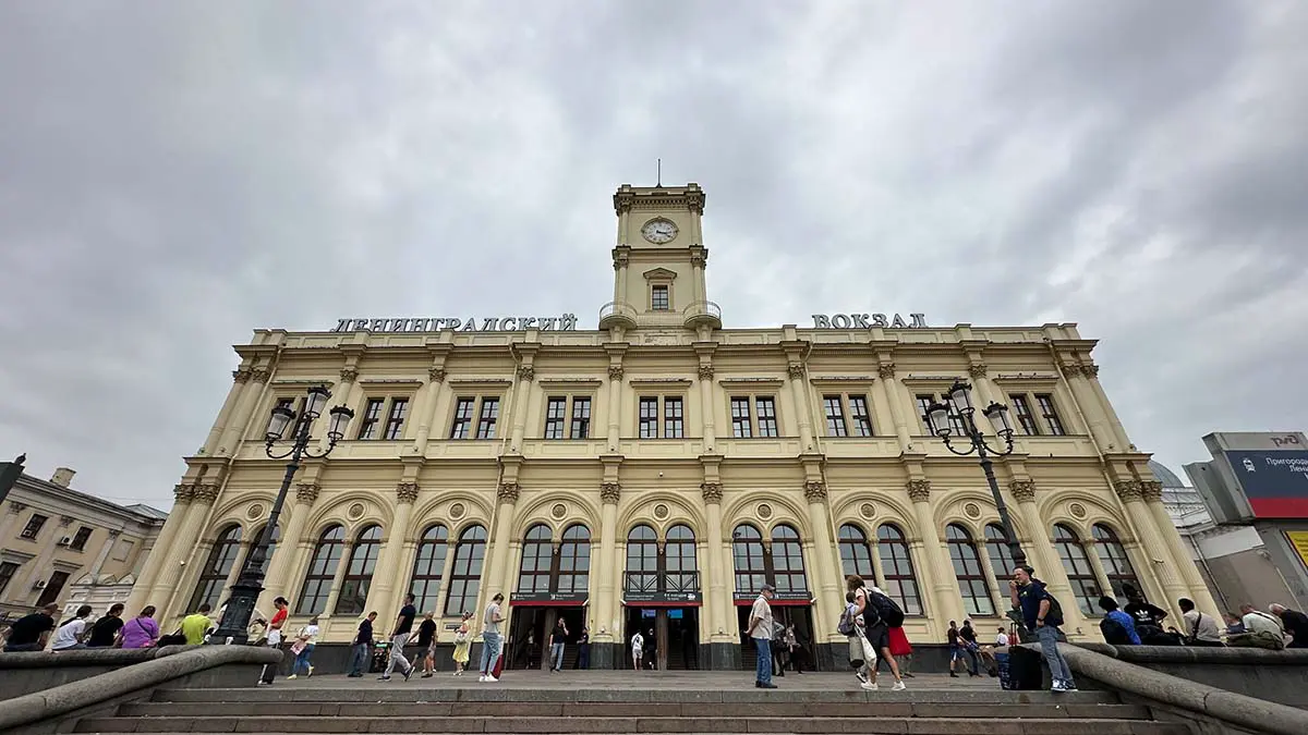 Схема прохода к поездам на Ленинградском вокзале изменится с 13 ноября