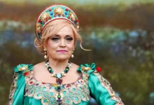 Надежда Кадышева радует поклонников вместе с сыном Григорием nadezhda kadysheva raduet poklonnikov vmeste s synom grigoriem-dmvv-ru-0