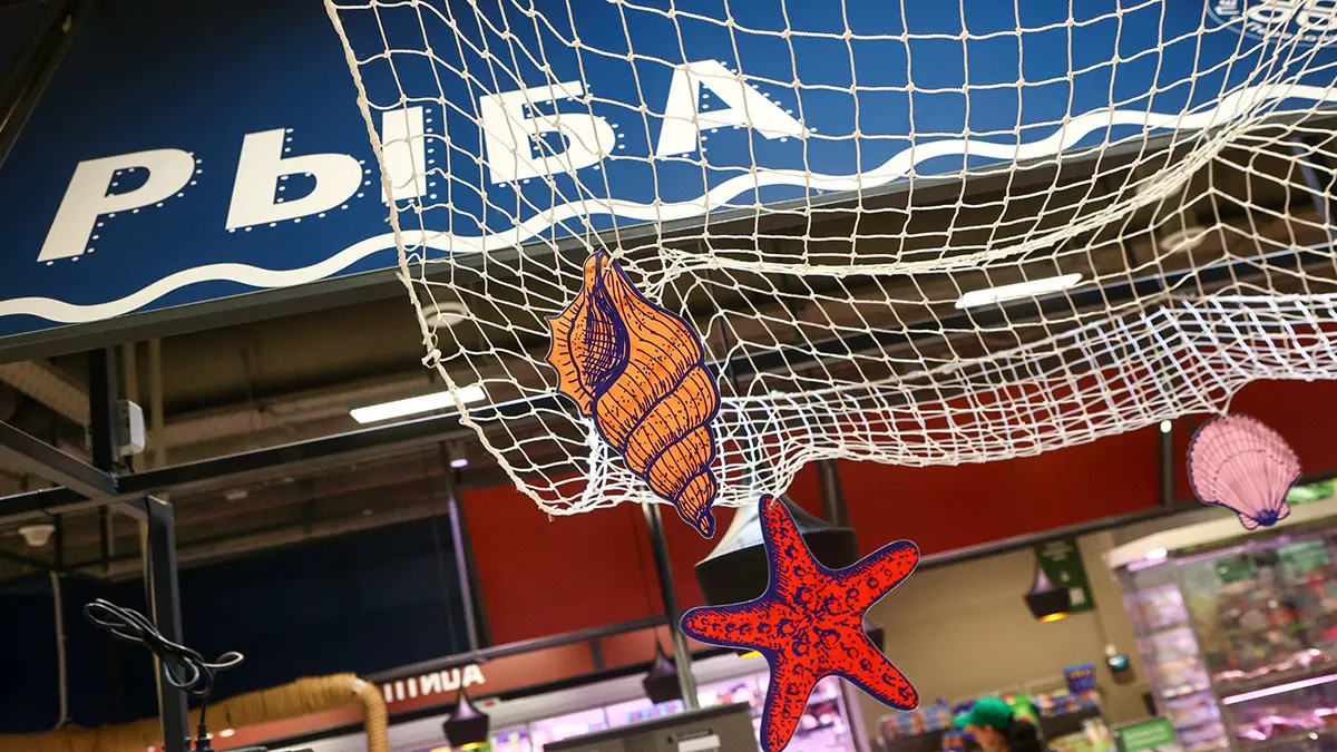 Скидки для пенсионеров начали действовать на рыбных рынках «Москва — на волне»