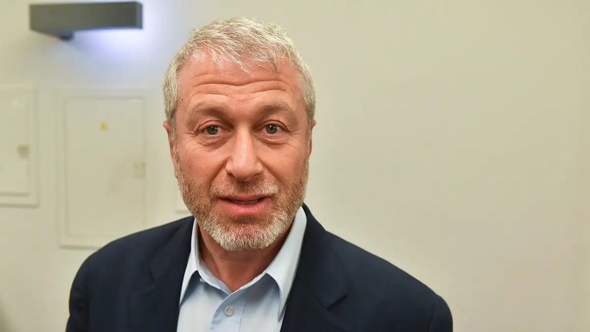 Украина получит лишь часть денег от продажи «Челси» из-за долгов Абрамовича