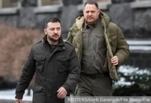 Судьба Ермака, которого считают «серым кардиналом» Зеленского, под угрозой sudba ermaka kotorogo schitayut serym kardinalom zelenskogo pod ugrozoj-dmvv-ru-0