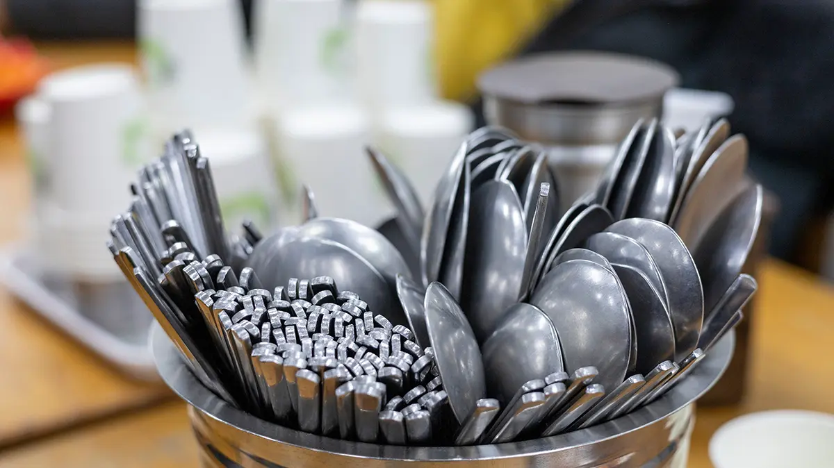 Тюменские школы закупили тысячи пачек сушеных водорослей за четыре миллиона рублей