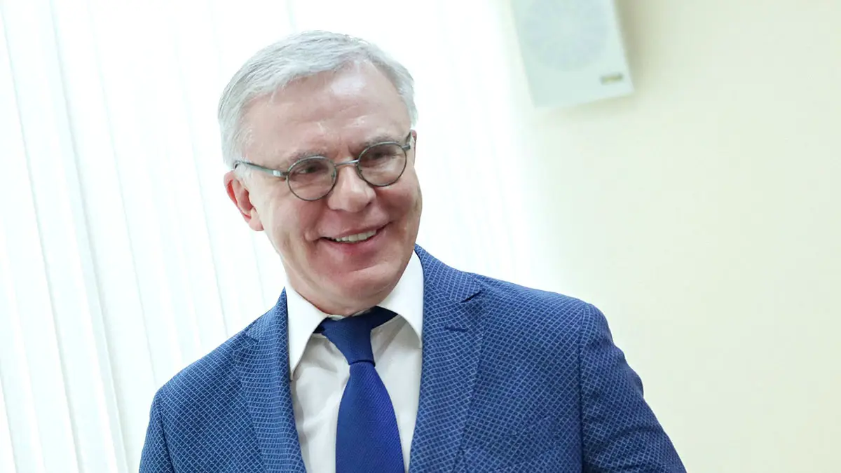 «Надо себя уважать»: Фетисов призвал вернуть продажу пива на стадионах