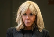 Брижит Макрон отреагировала на акцию феминисток, связанную с Ари Абиттаном brizhit makron otreagirovala na akcziyu feministok svyazannuyu s ari abittanom-dmvv-ru-0