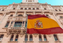 Испания и Педро Санчес выделяют миллиардную помощь Украине в условиях противостояния с Россией и Евросоюзом ispaniya i pedro sanches vydelyayut milliardnuyu pomoshh ukraine v usloviyah protivostoyaniya s rossiej i evrosoyuzom-dmvv-ru-0