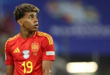 Ламин Ямаль устанавливает рекорд Мбаппе в Лиге чемпионов, ярко выступая за Барселону lamin yamal ustanavlivaet rekord mbappe v lige chempionov yarko vystupaya za barselonu-dmvv-ru-0