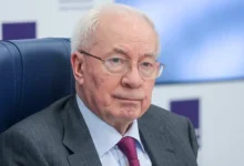 Николай Азаров утверждает, что США планируют смещение Владимира Зеленского nikolaj azarov utverzhdaet chto ssha planiruyut smeshhenie vladimira zelenskogo-dmvv-ru-0