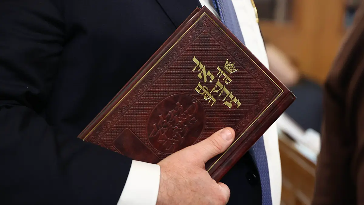 Одетых в еврейские одежды мужчин начали проверять в Одессе в поисках уклонистов