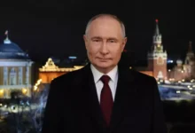 Песков анонсировал праздничное обращение Путина к россиянам в Новый год peskov anonsiroval prazdnichnoe obrashhenie putina k rossiyanam v novyj god-dmvv-ru-0