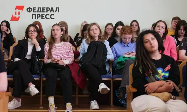 Виктория Соболева и Иванна Перепечко вдохновляют креативностью в науке-0