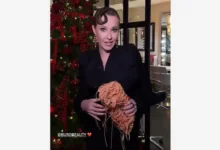 Instagram-выход с сумкой Moschino в стиле спагетти привлек внимание vyhod s sumkoj v stile spagetti privlek vnimanie-dmvv-ru-0